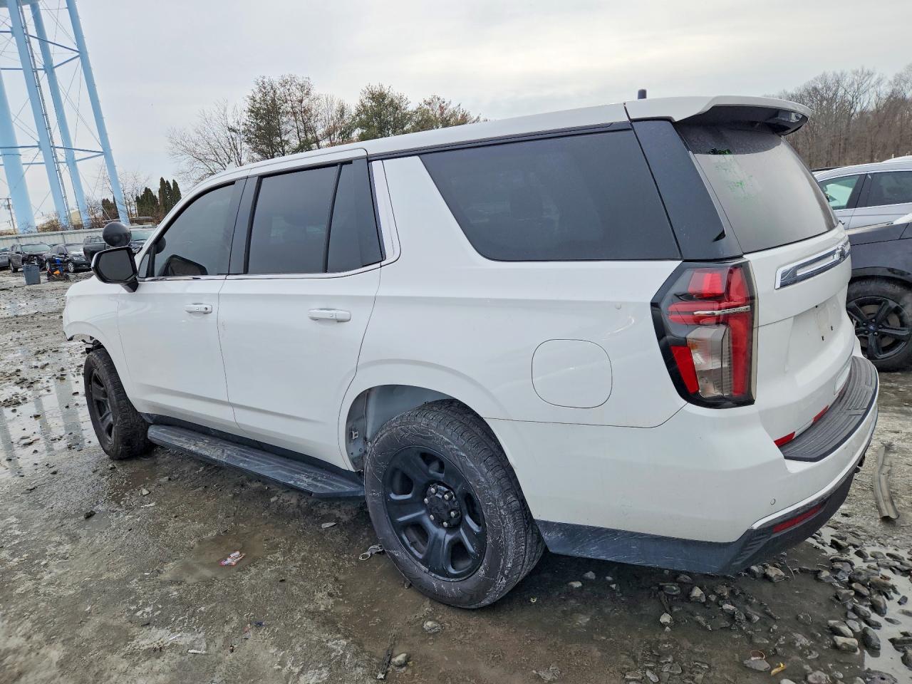 2022 CHEVROLET TAHOE C1500 photo 3