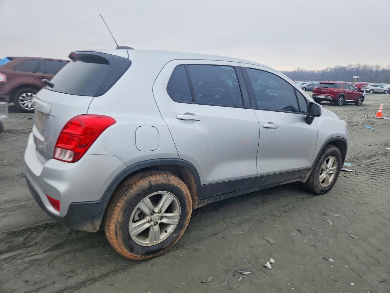 2019 CHEVROLET TRAX LS photo 7