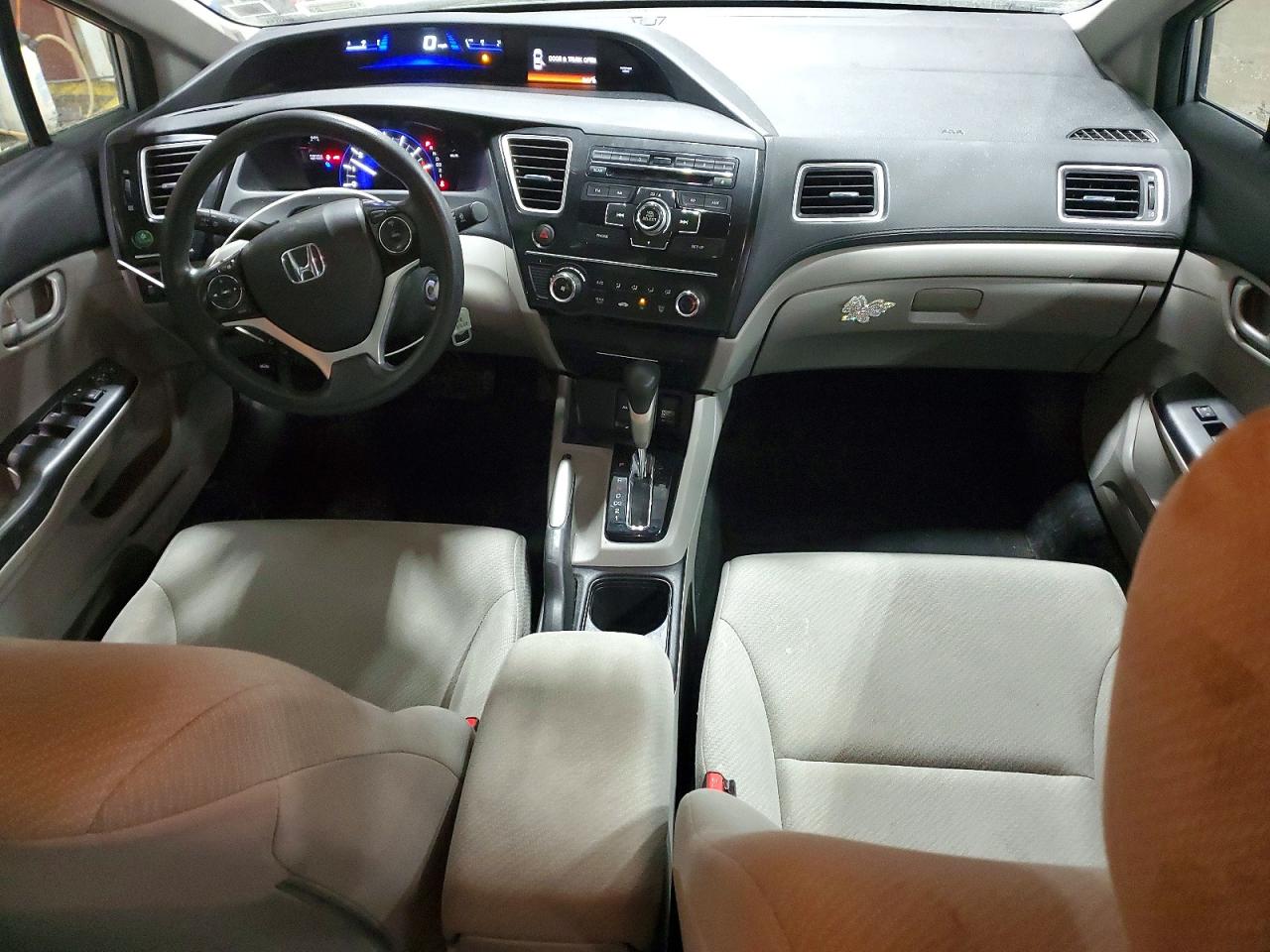 2013 HONDA CIVIC LX photo 22