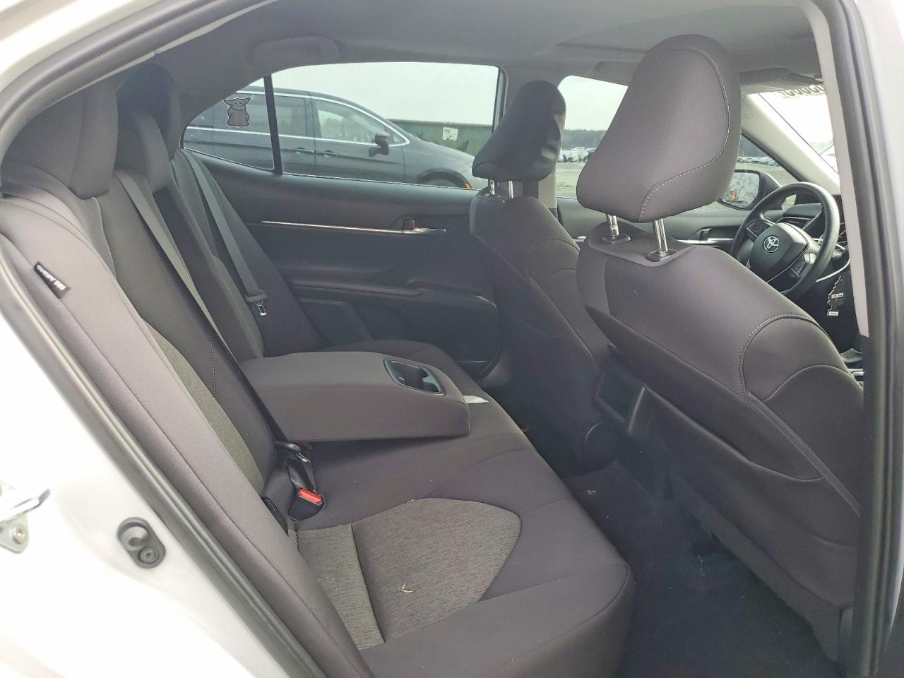 2024 TOYOTA CAMRY LE photo 19