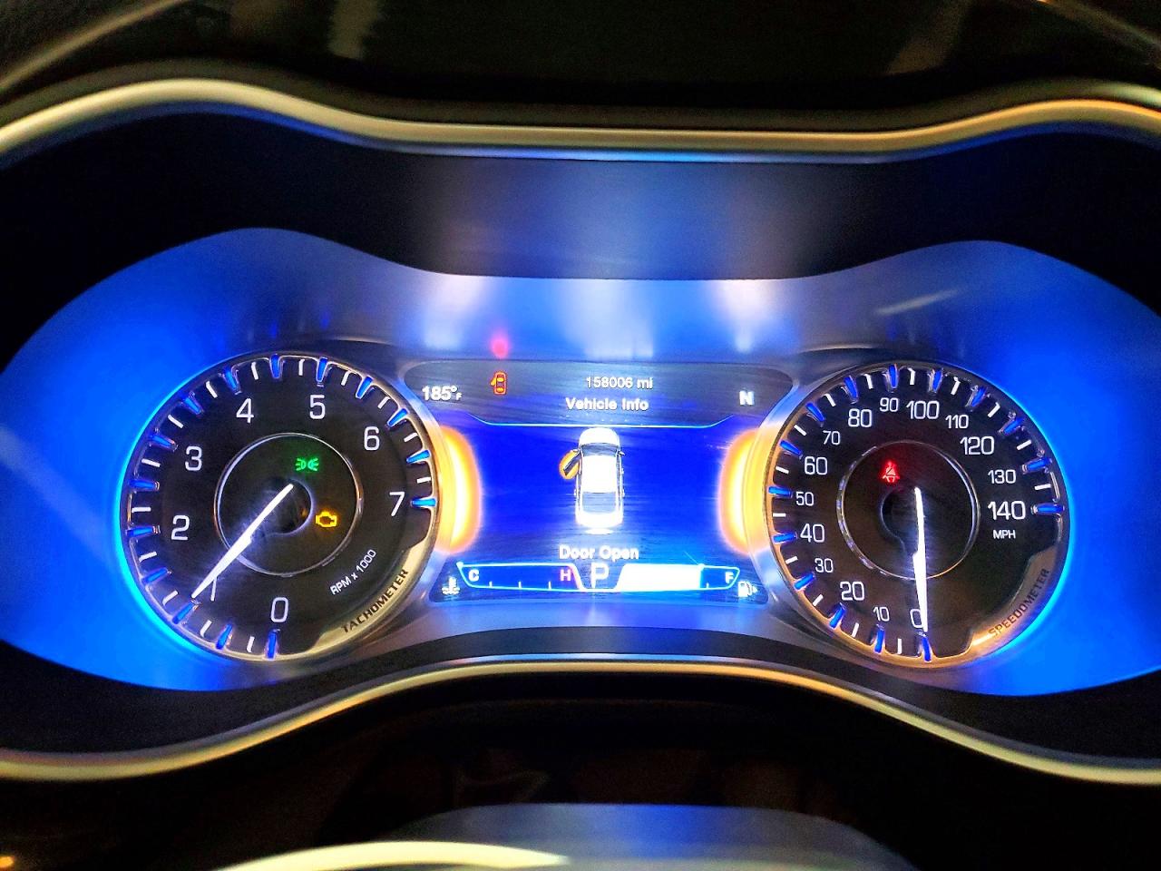 2015 CHRYSLER 200 C photo 9