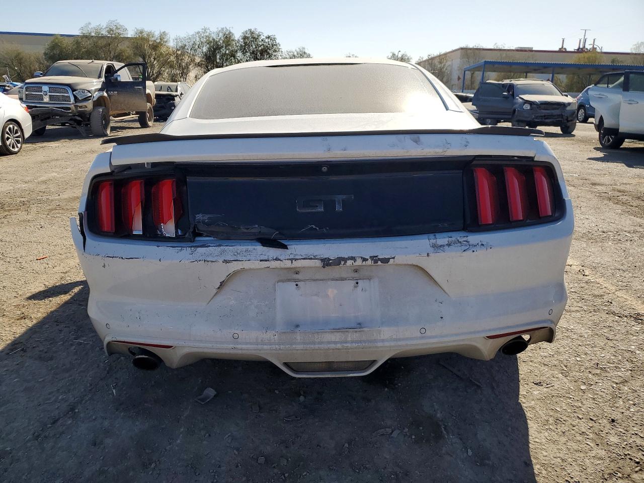 2016 FORD MUSTANG GT photo 11