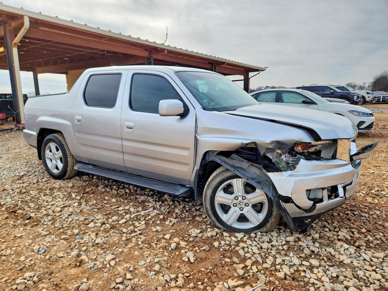 2011 HONDA RIDGELINE RTL photo 4