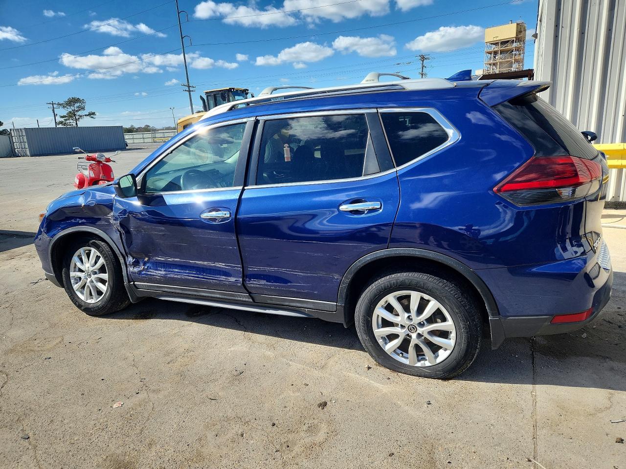2020 NISSAN ROGUE S photo 4