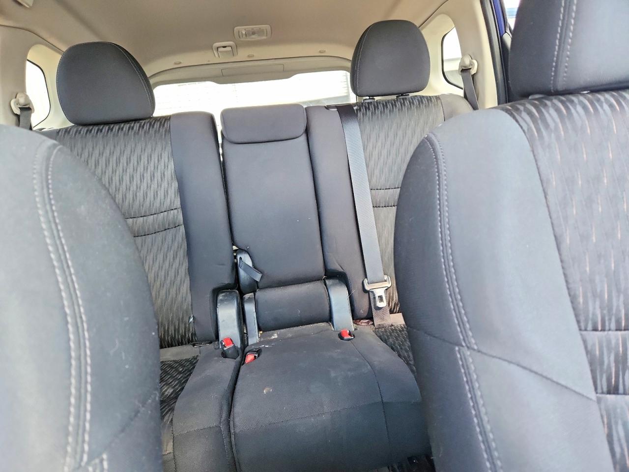 2020 NISSAN ROGUE S photo 28