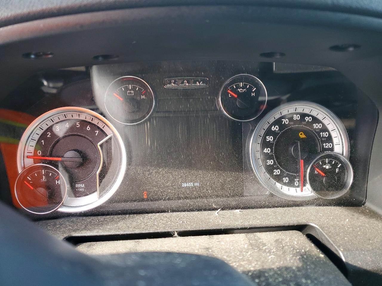 2022 RAM 1500 CLASSIC TRADESMAN photo 17