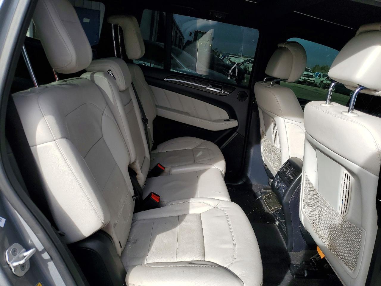 2015 MERCEDES-BENZ GL 450 4MATIC photo 10