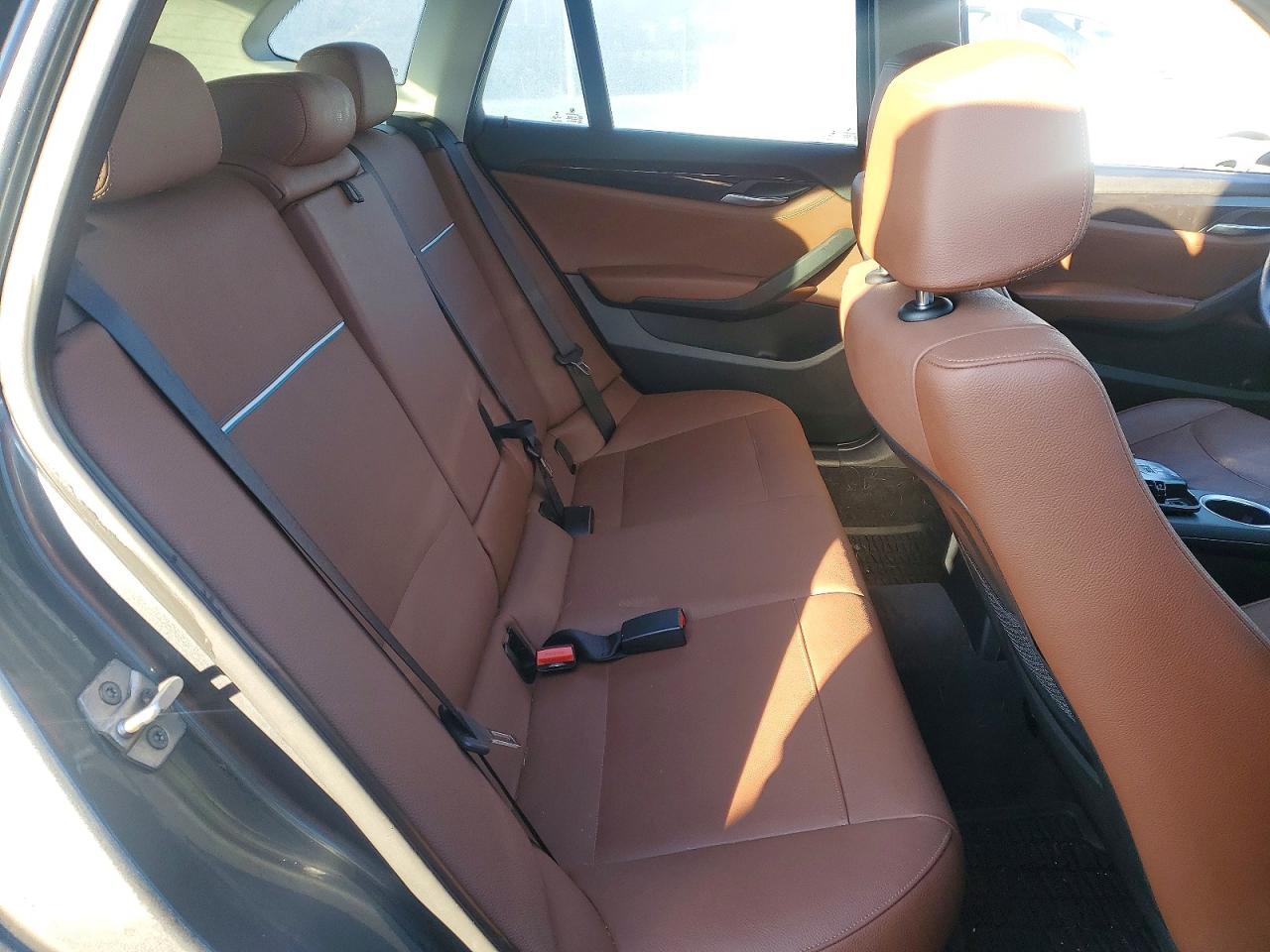 2015 BMW X1 XDRIVE28I photo 28