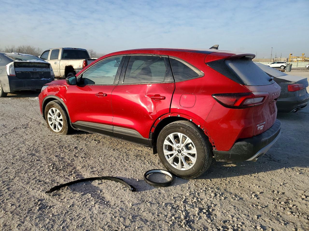 2025 FORD ESCAPE photo 3