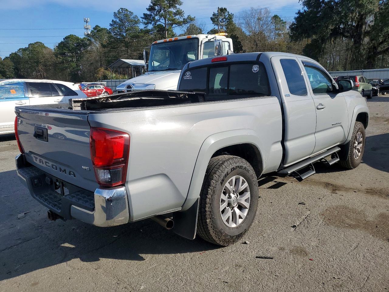 2019 TOYOTA TACOMA SR5 V6 photo 3