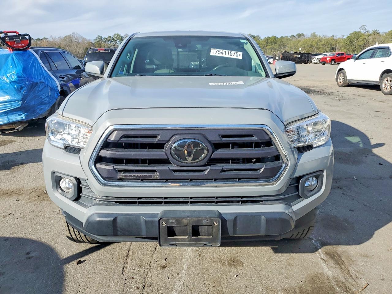 2019 TOYOTA TACOMA SR5 V6 photo 5
