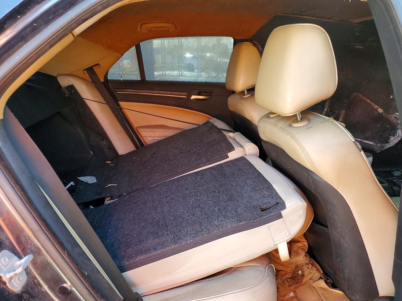 2018 CHRYSLER 300 photo 19