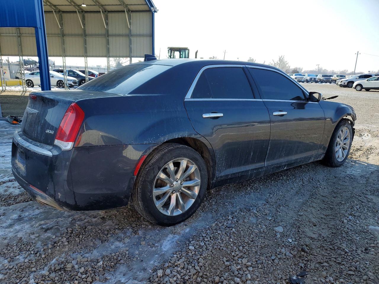 2018 CHRYSLER 300 photo 5
