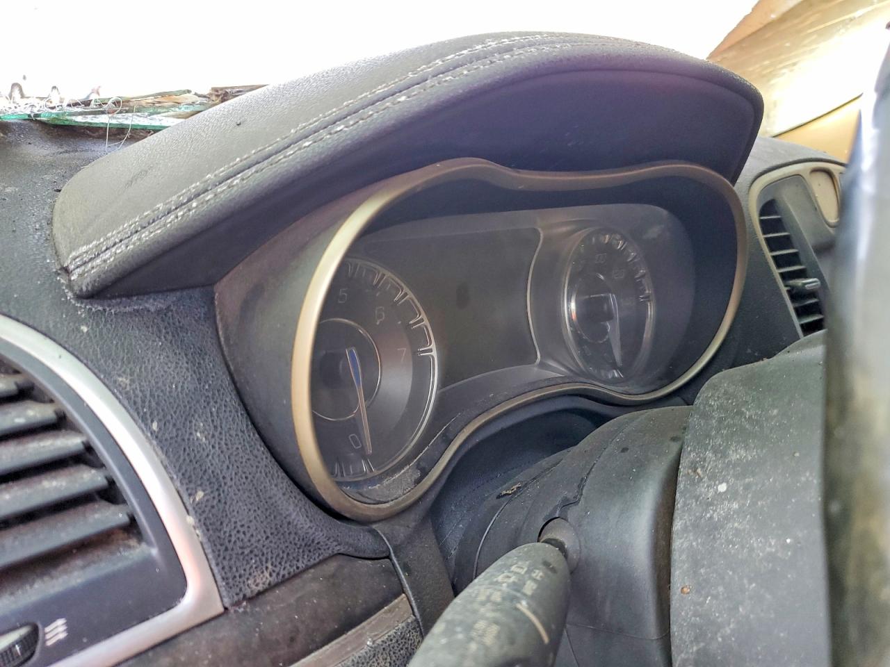 2018 CHRYSLER 300 photo 17