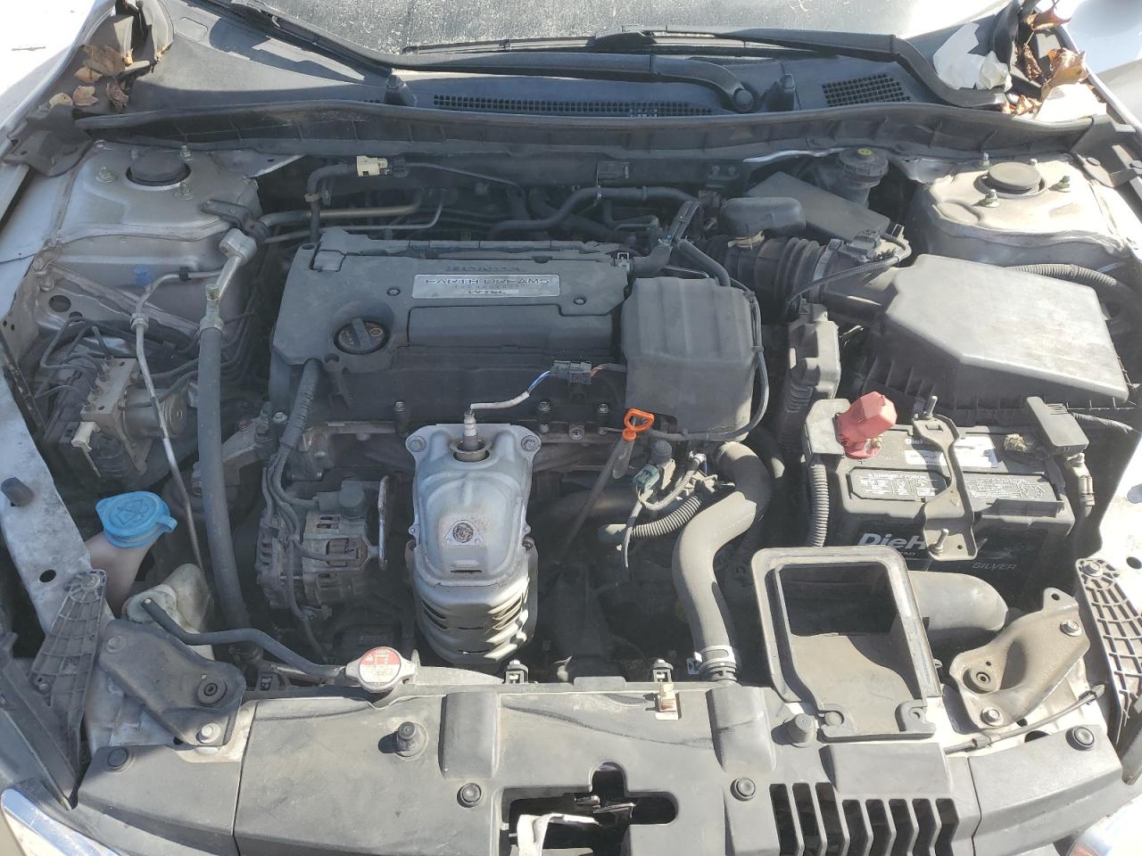 2014 HONDA ACCORD LX photo 21