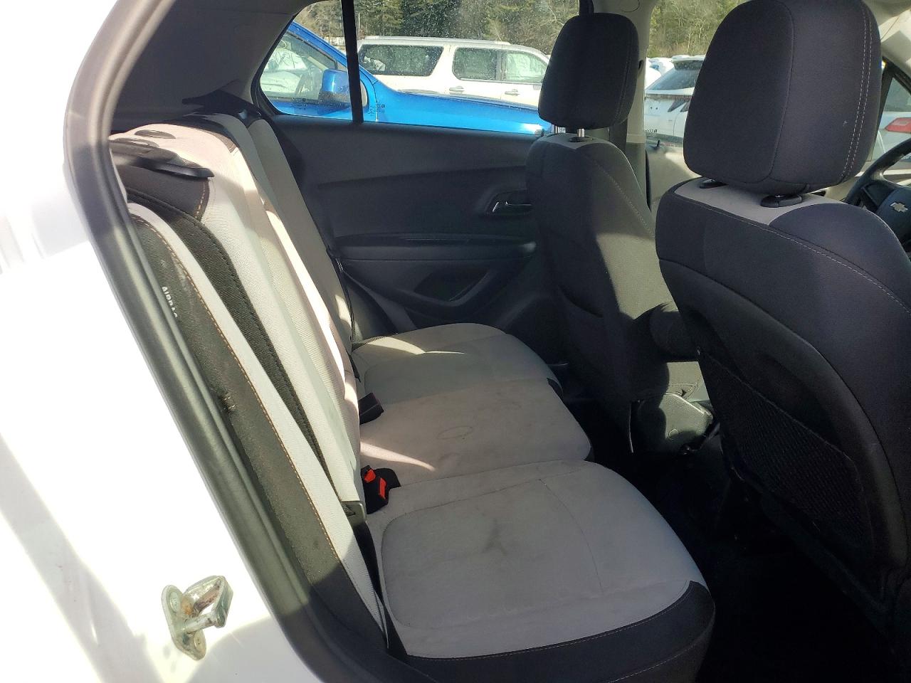 2018 CHEVROLET TRAX LS photo 21