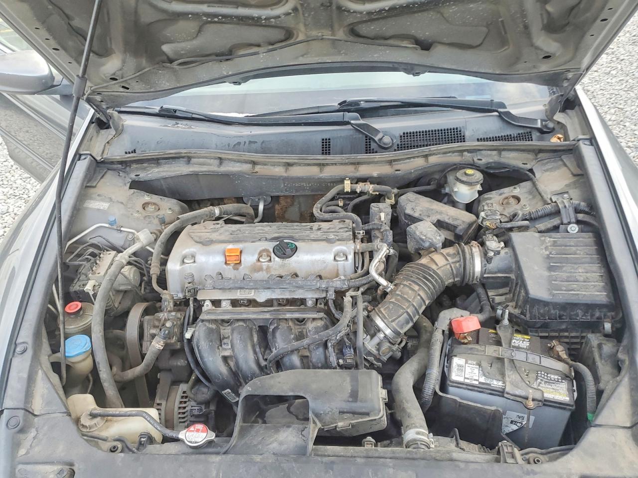 2009 HONDA ACCORD LX photo 11