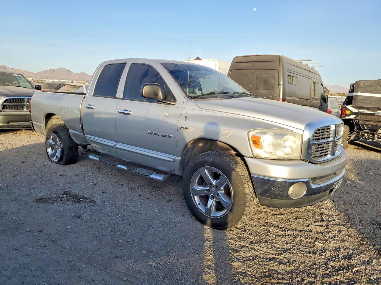 2007 DODGE RAM 1500 ST photo 4