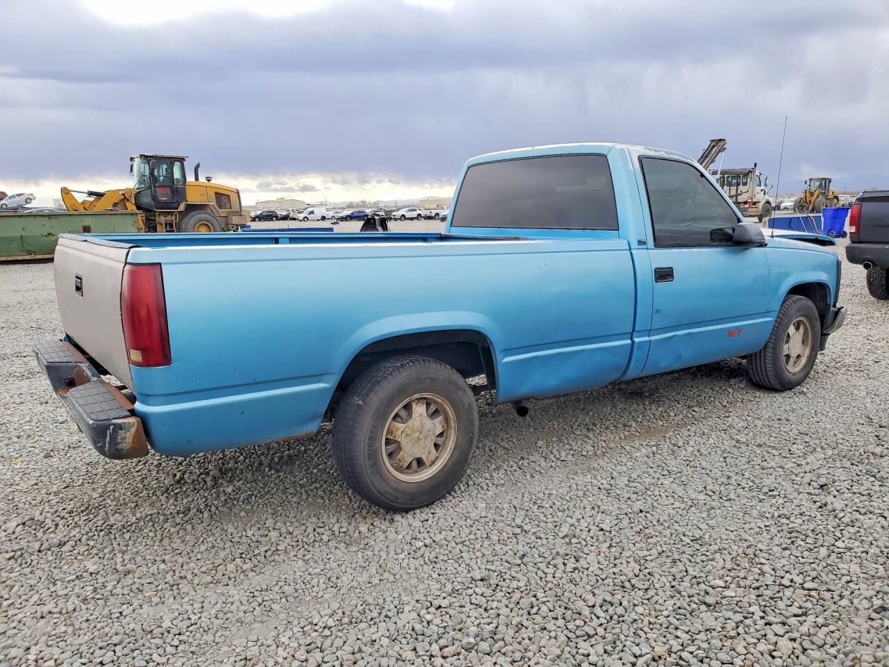 1993 CHEVROLET GMT-400 C1500 photo 3