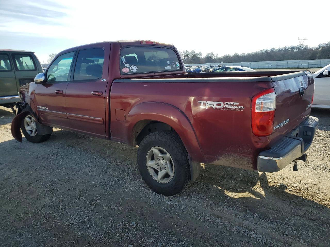2004 TOYOTA TUNDRA DOUBLE CAB SR5 photo 2