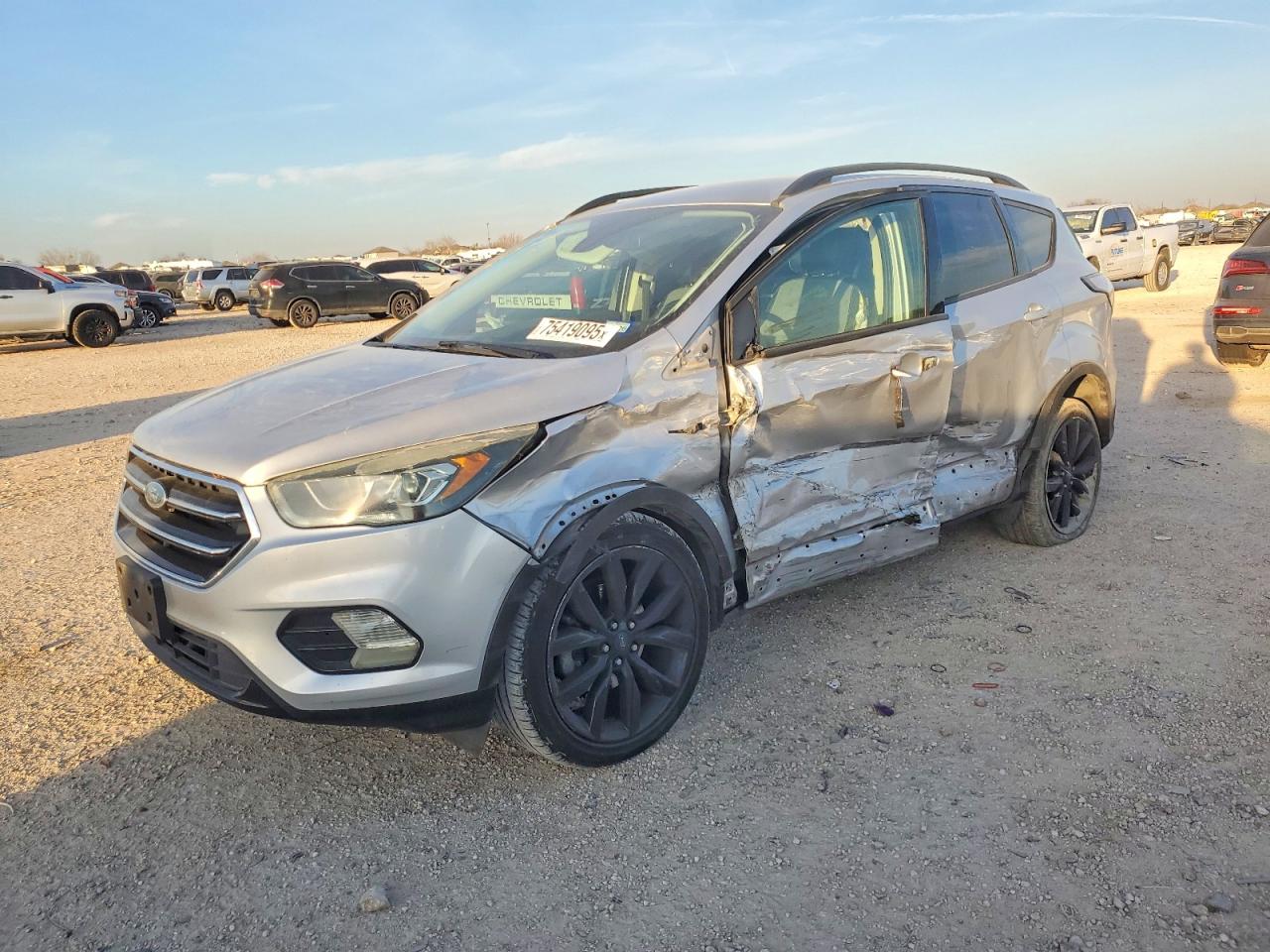2017 FORD ESCAPE