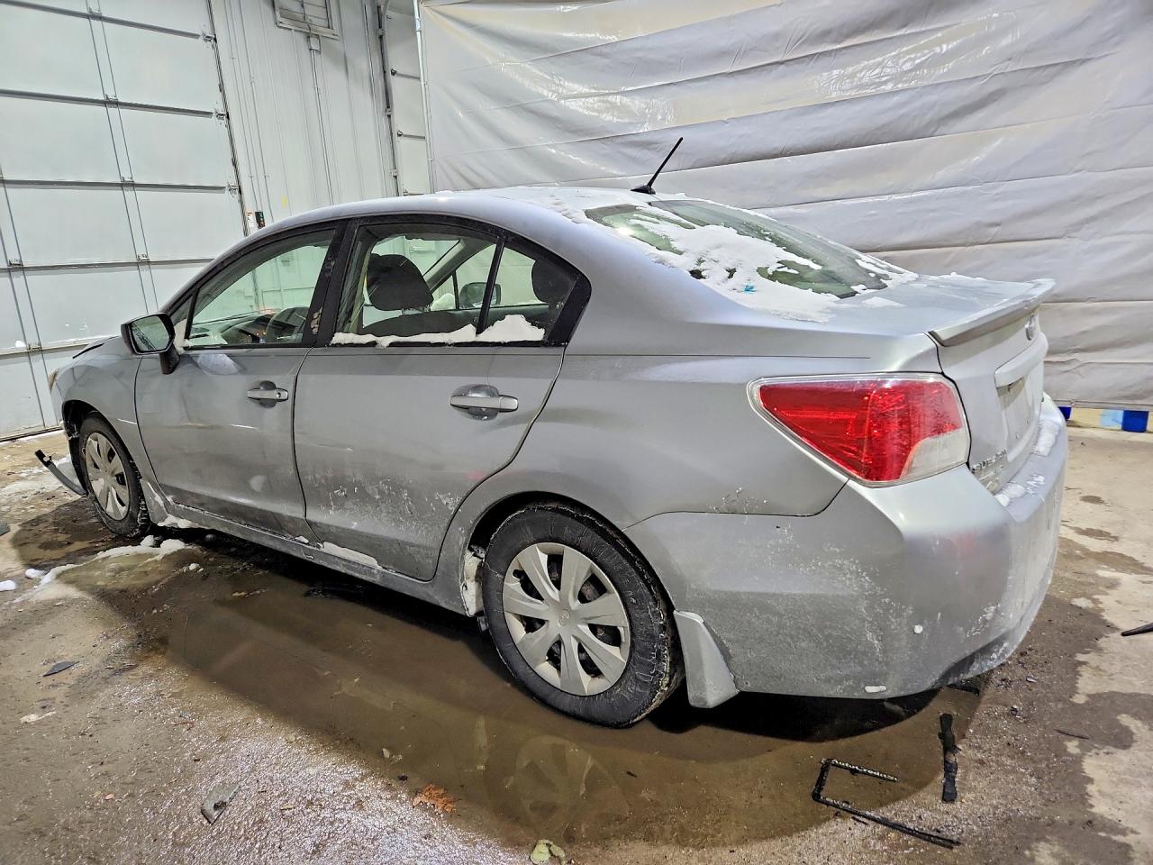 2015 SUBARU IMPREZA photo 2