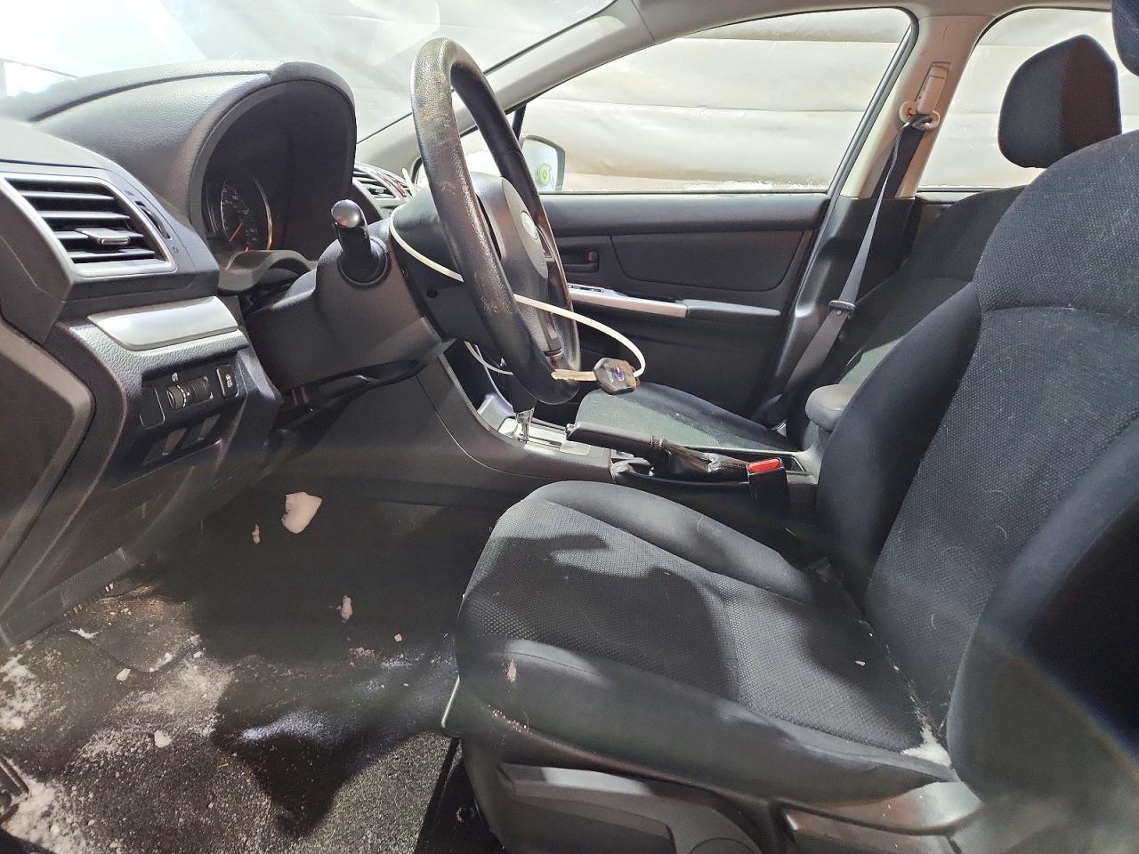 2015 SUBARU IMPREZA photo 7