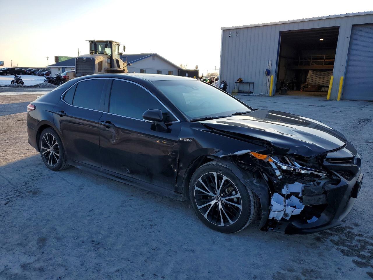 2020 TOYOTA CAMRY SE photo 4