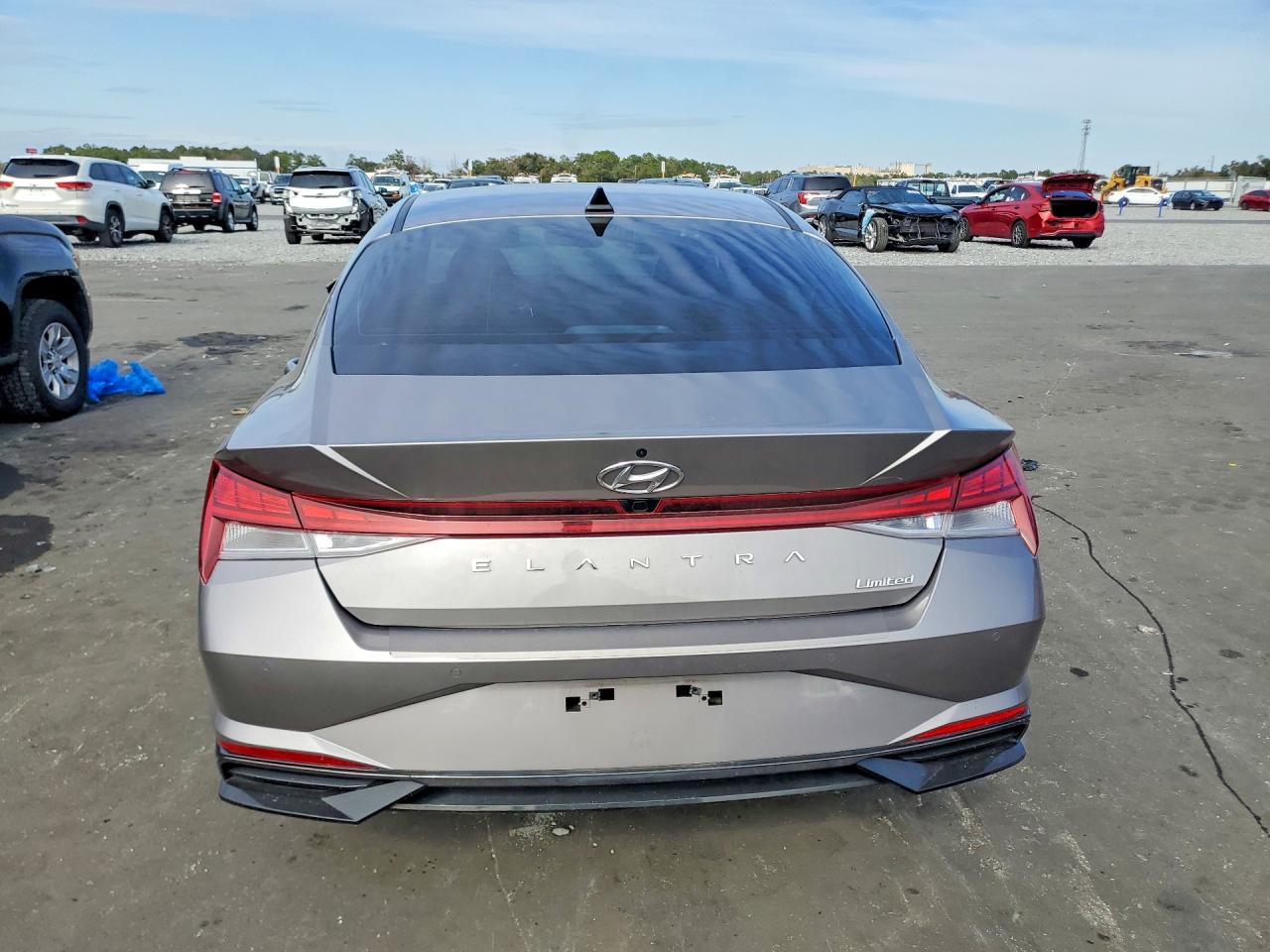 2023 HYUNDAI ELANTRA LIMITED photo 11