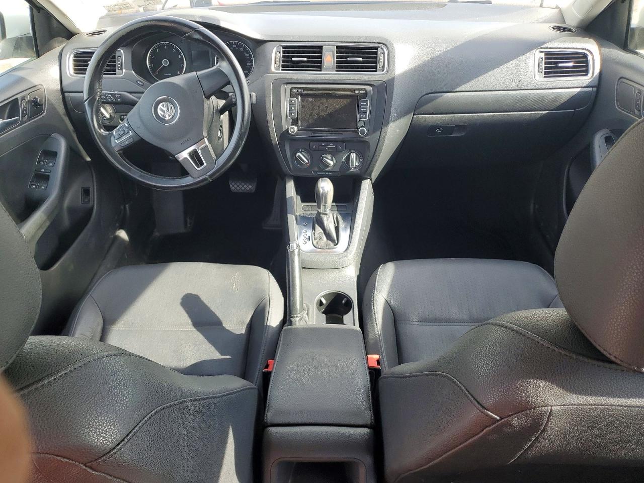 2012 VOLKSWAGEN JETTA SE photo 8