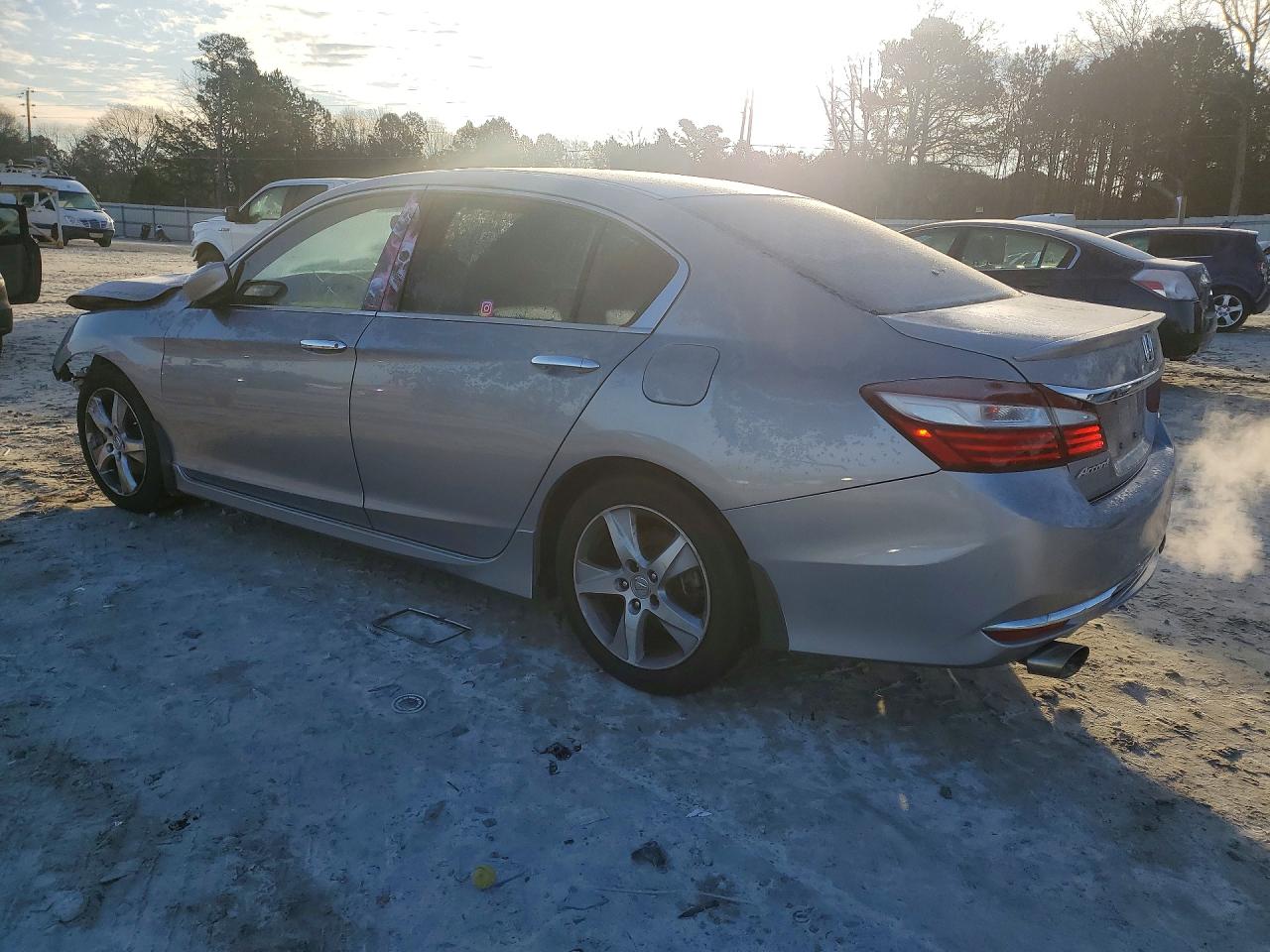 2017 HONDA ACCORD SPORT photo 4