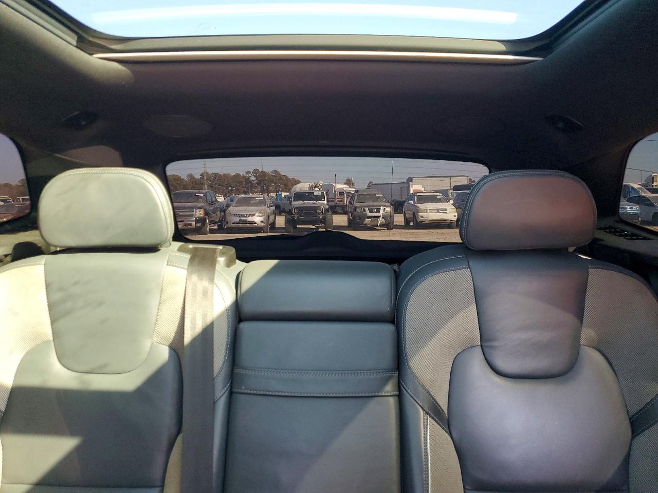 2020 VOLVO XC60 T5 R-DESIGN photo 19
