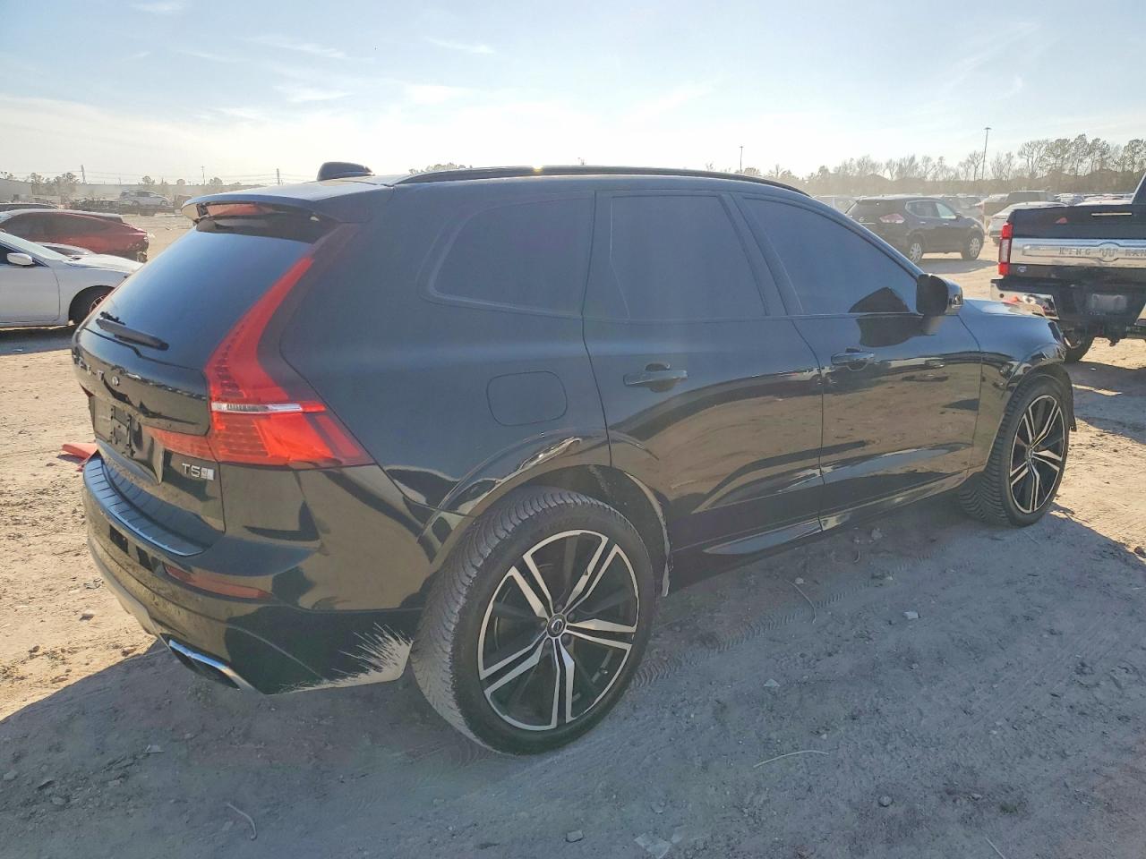 2020 VOLVO XC60 T5 R-DESIGN photo 5