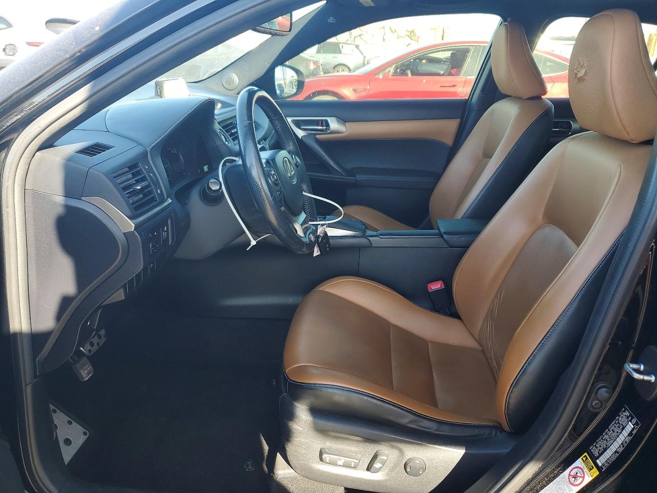 2014 LEXUS CT 200 photo 13