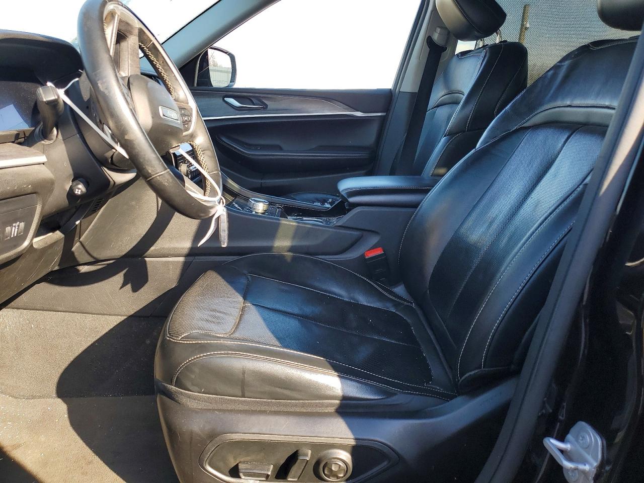 2022 JEEP GRAND CHEROKEE L LIMITED photo 13