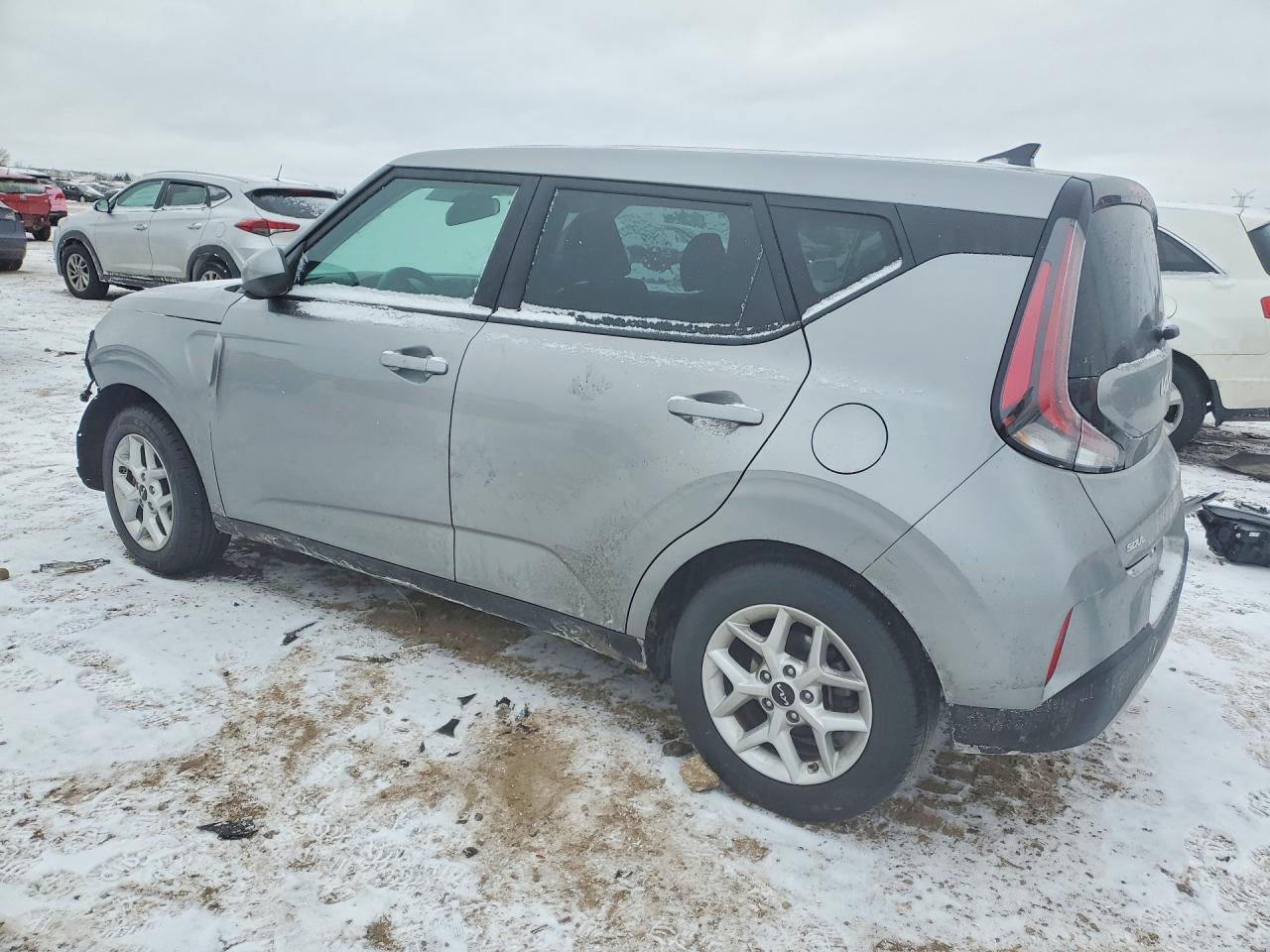 2024 KIA SOUL LX photo 4