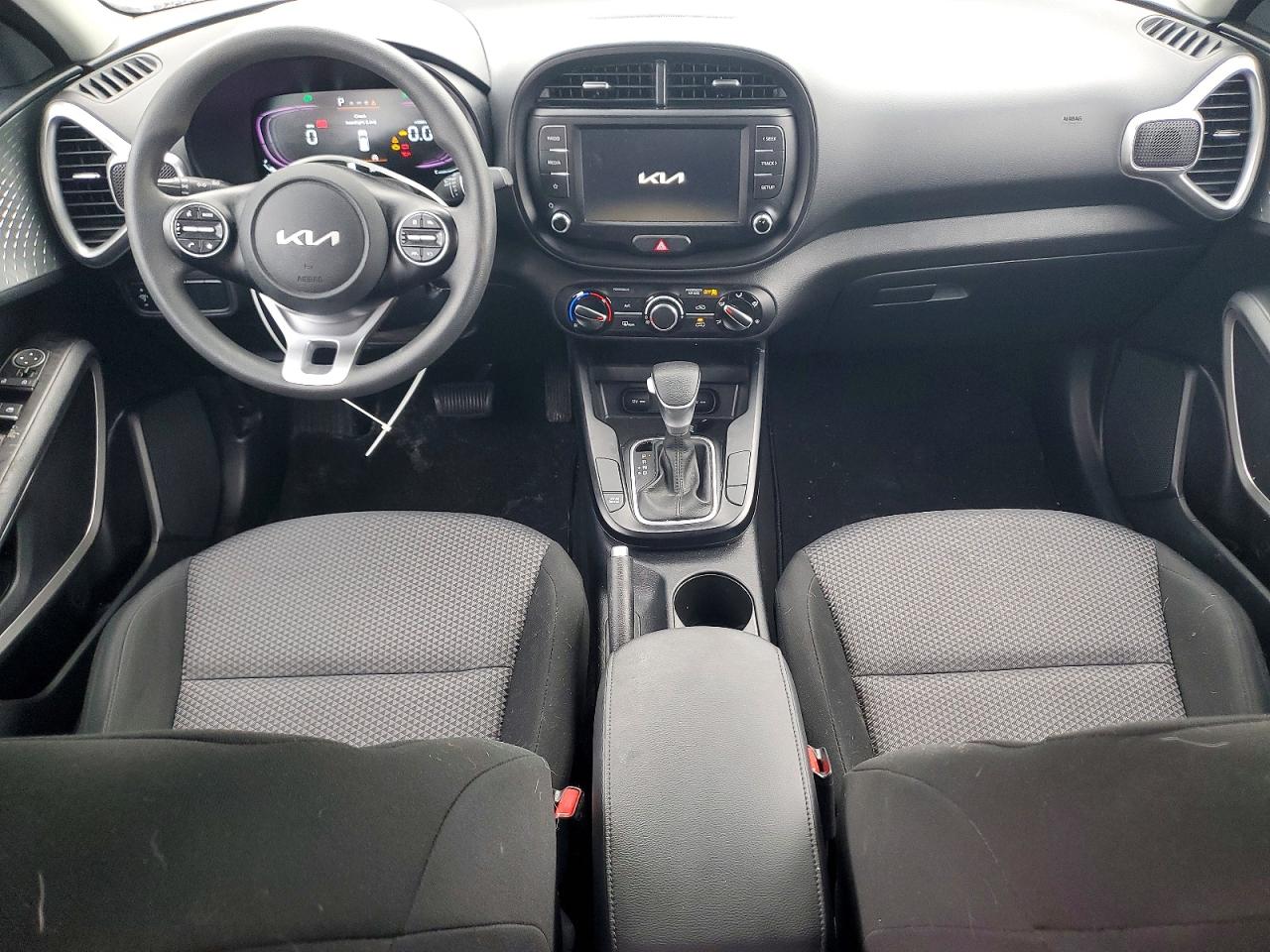 2024 KIA SOUL LX photo 22