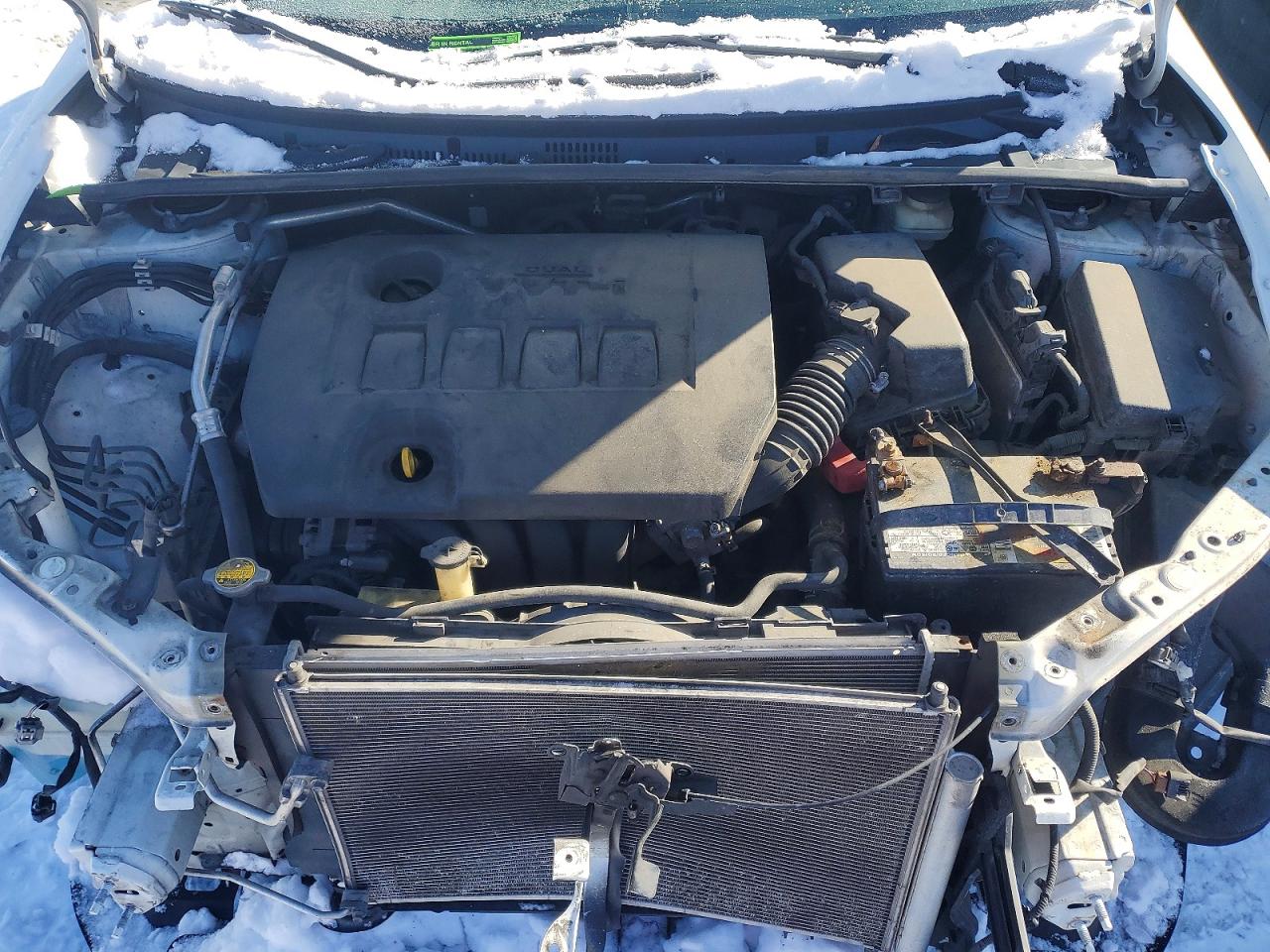 2015 TOYOTA COROLLA L photo 11