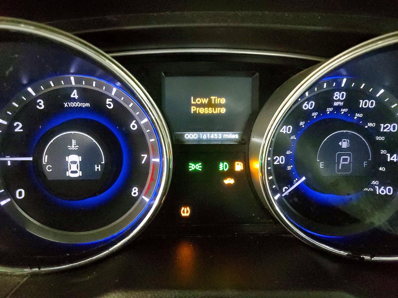 2014 HYUNDAI SONATA SE photo 9