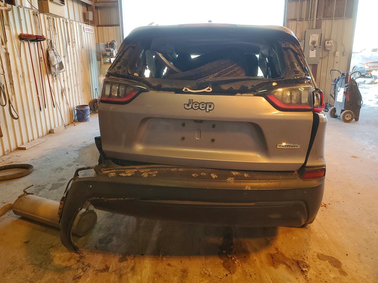 2019 JEEP CHEROKEE LATITUDE photo 6