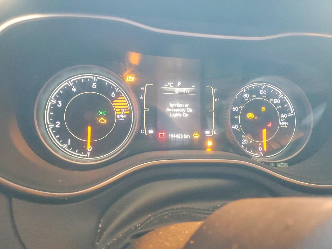 2019 JEEP CHEROKEE LATITUDE photo 9