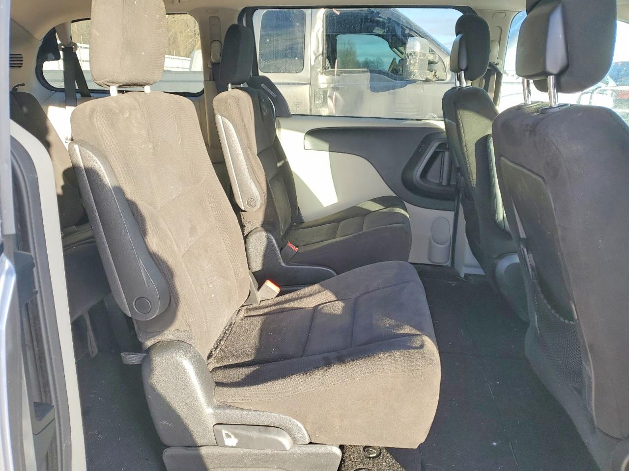 2015 DODGE GRAND CARAVAN SXT photo 11