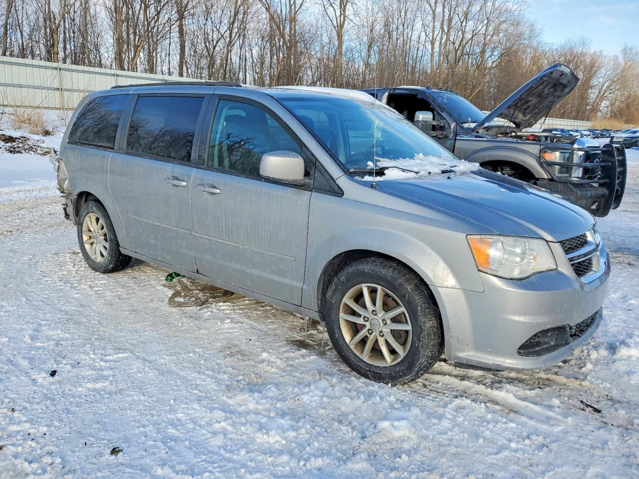 2015 DODGE GRAND CARAVAN SXT photo 4
