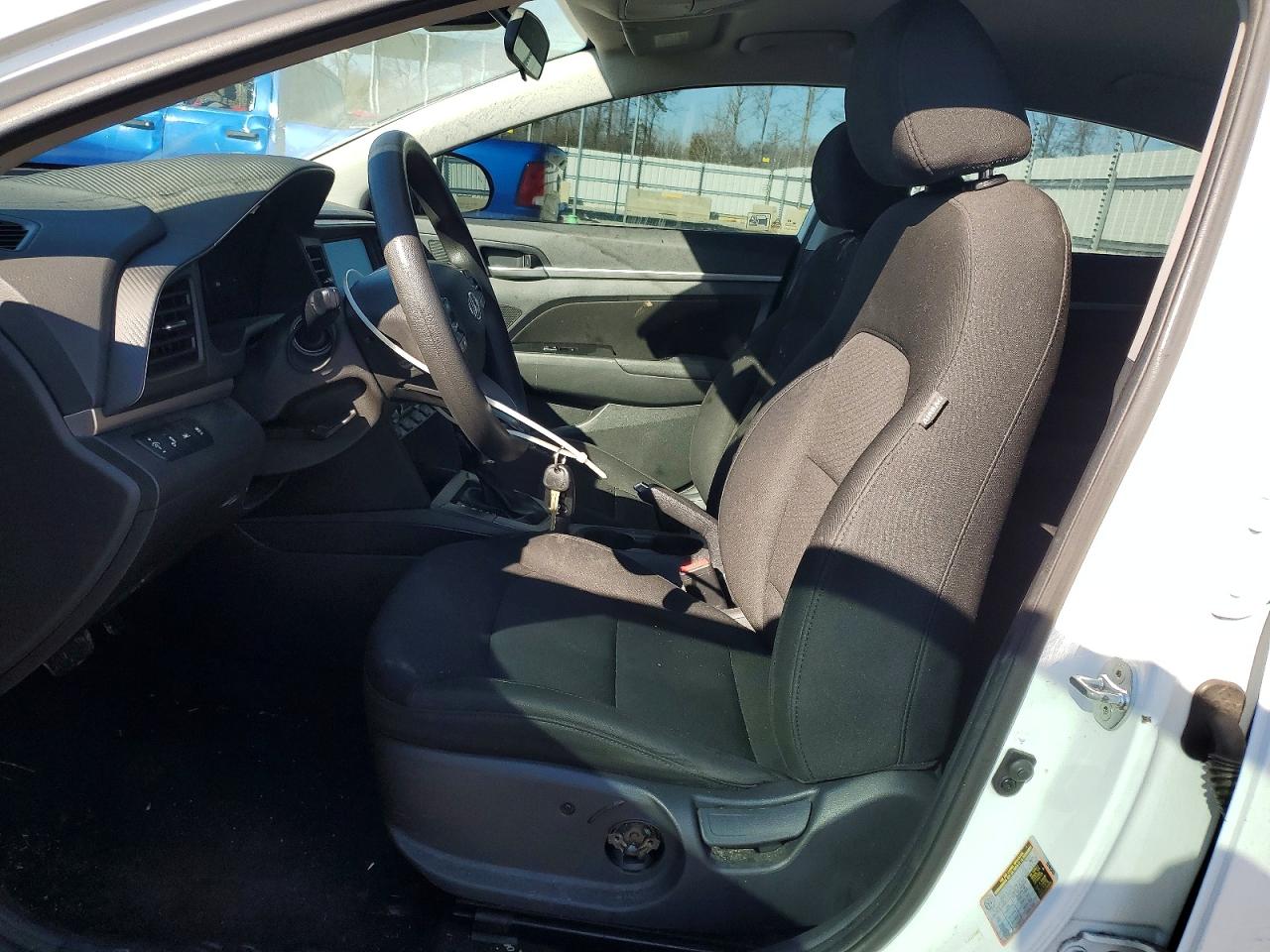 2020 HYUNDAI ELANTRA SEL photo 7