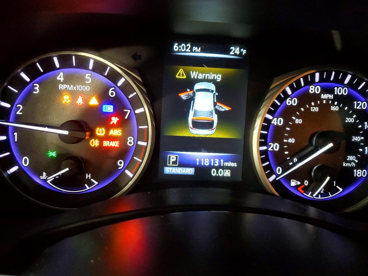 2015 INFINITI Q50 BASE photo 9