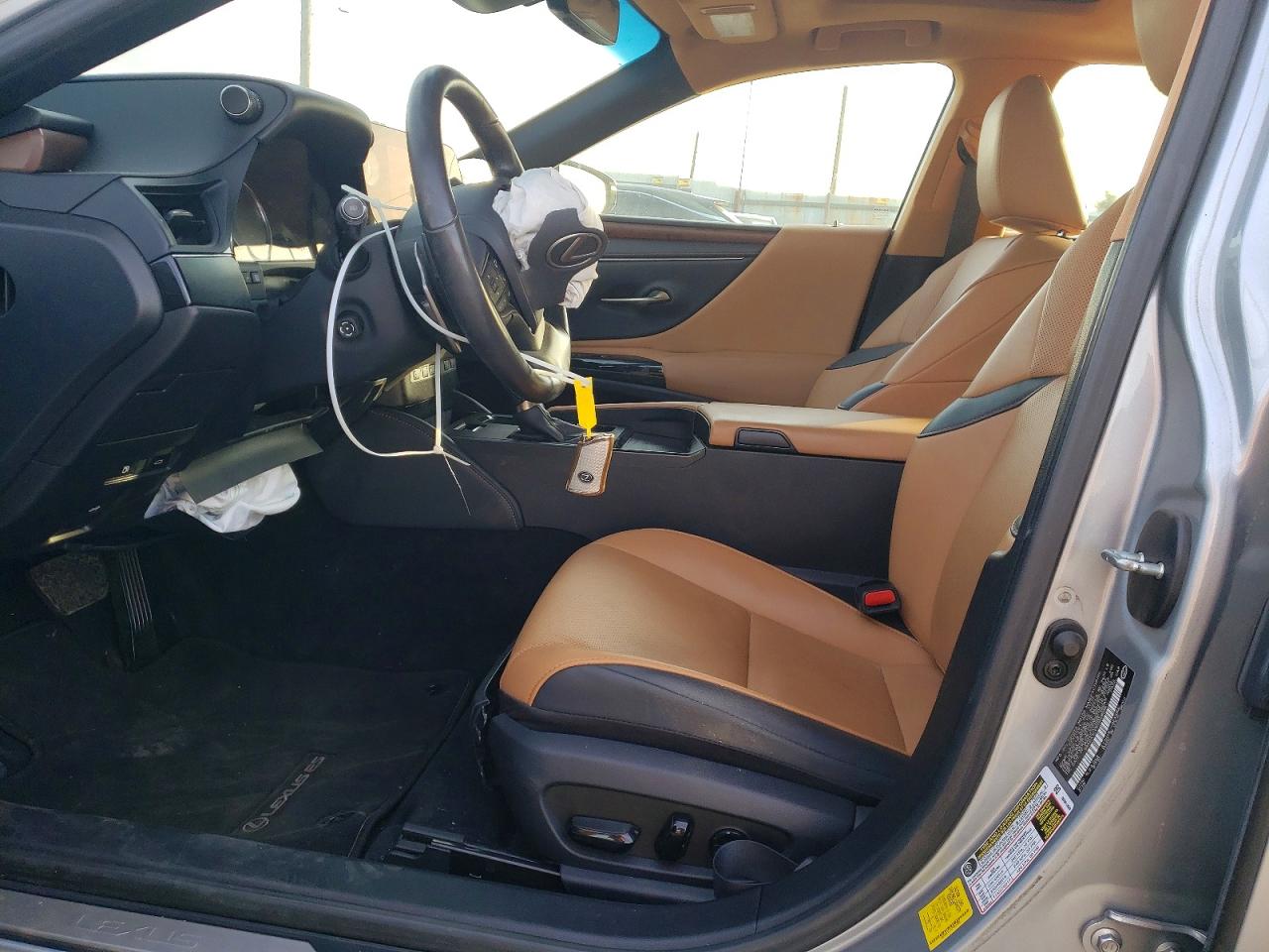 2023 LEXUS ES 300H BASE photo 7