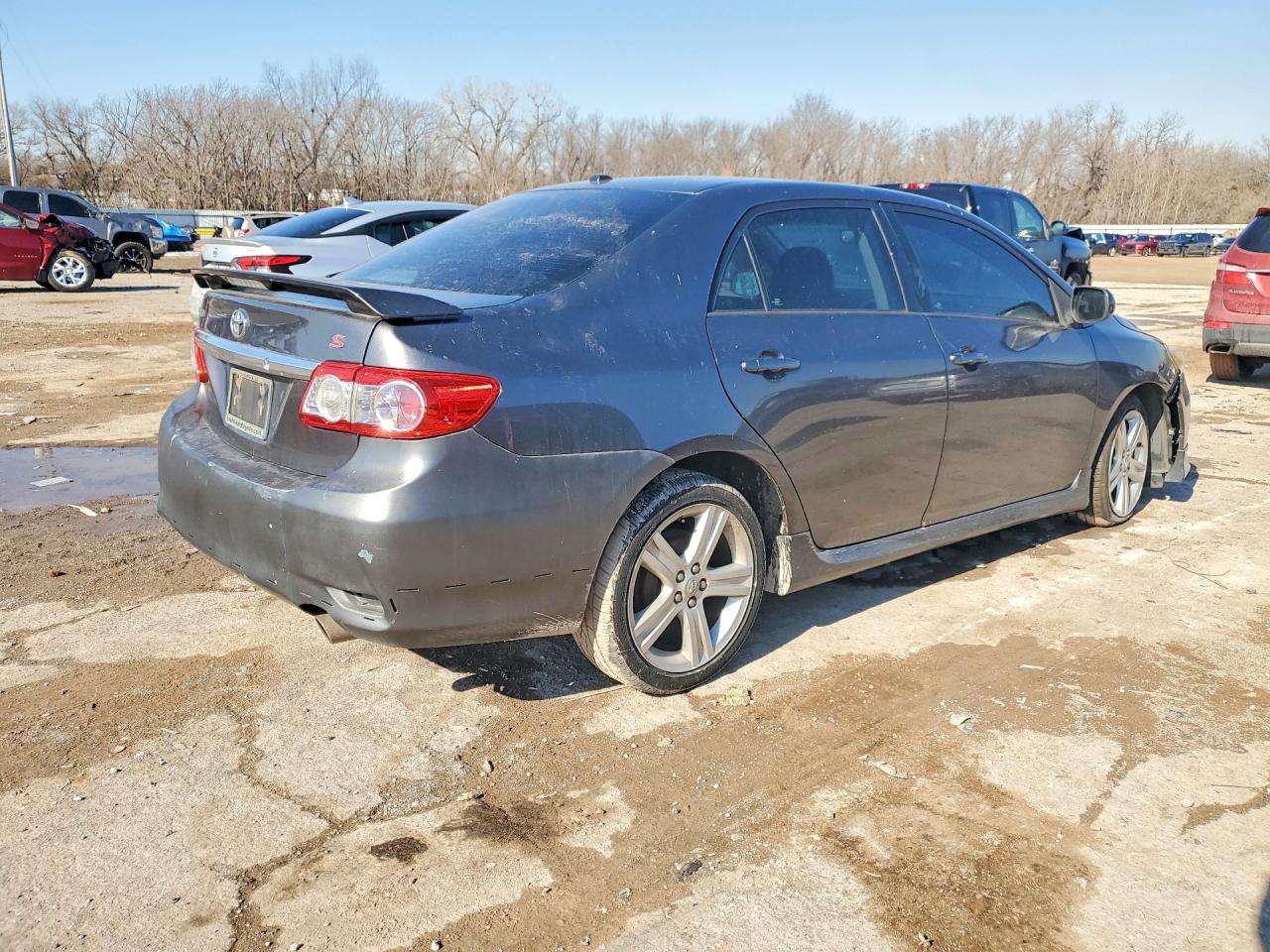 2013 TOYOTA COROLLA S photo 5