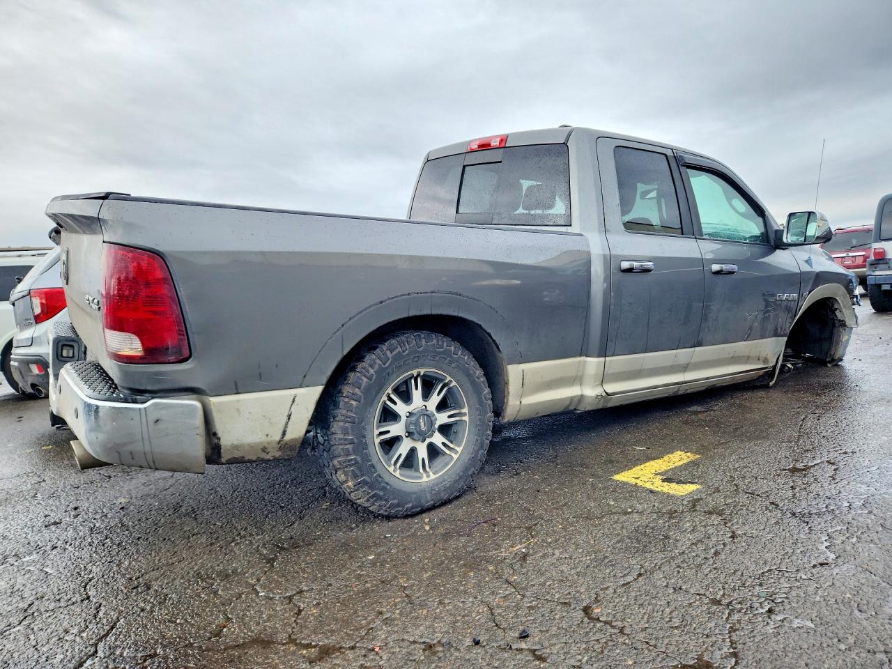 2010 DODGE RAM 1500 photo 5