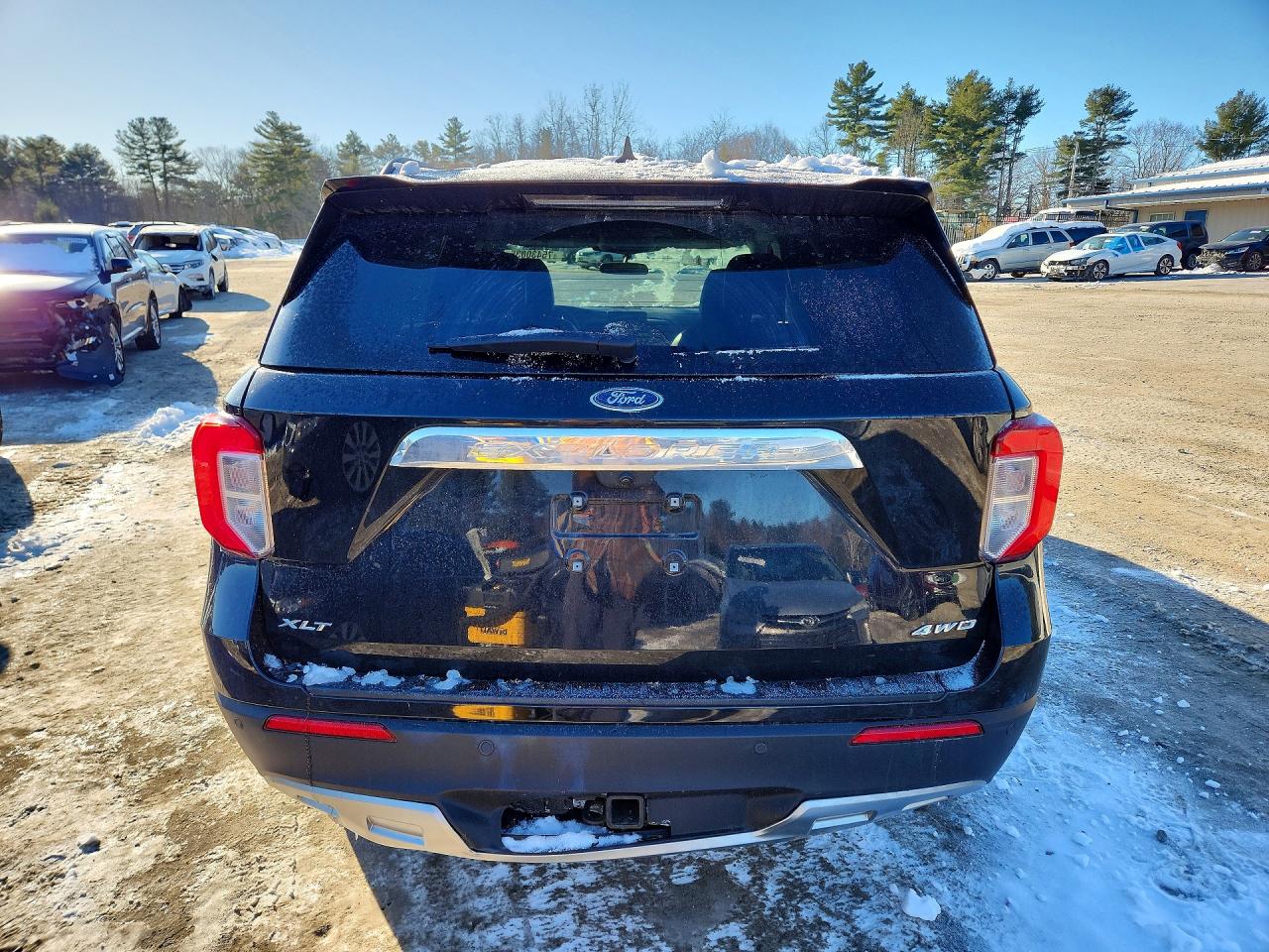 2023 FORD EXPLORER XLT photo 11