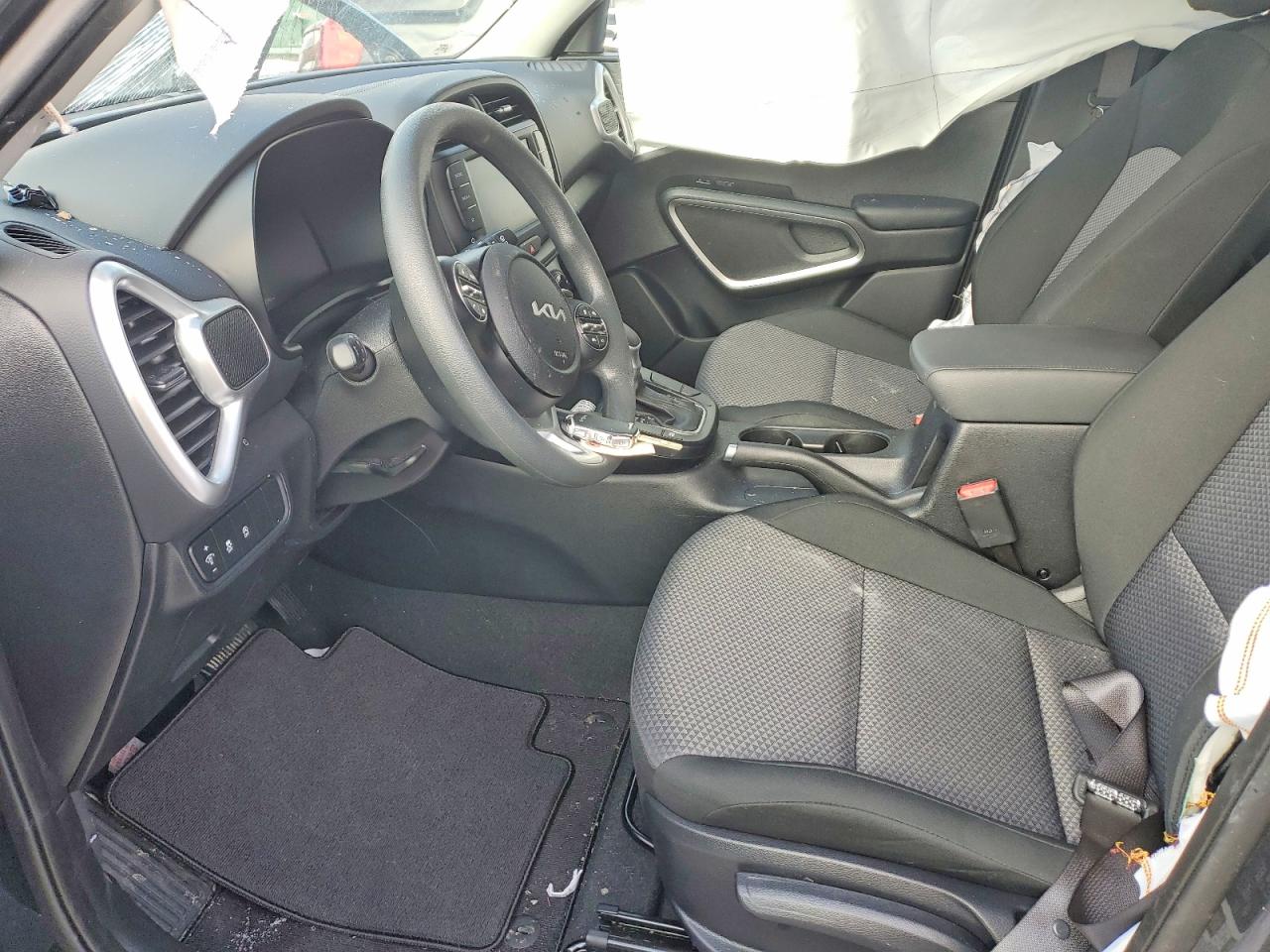 2025 KIA SOUL LX photo 7